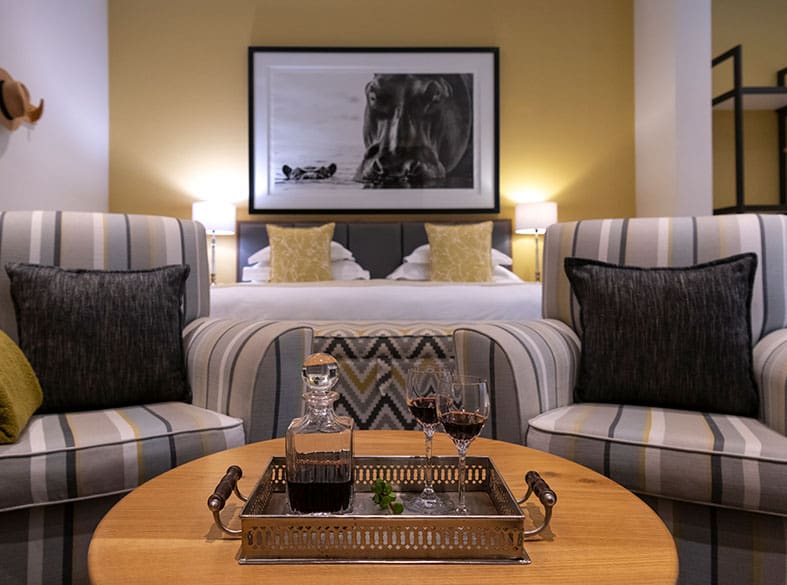 Contemporary Suites at Founders Lodge, gallery image 2 of 6