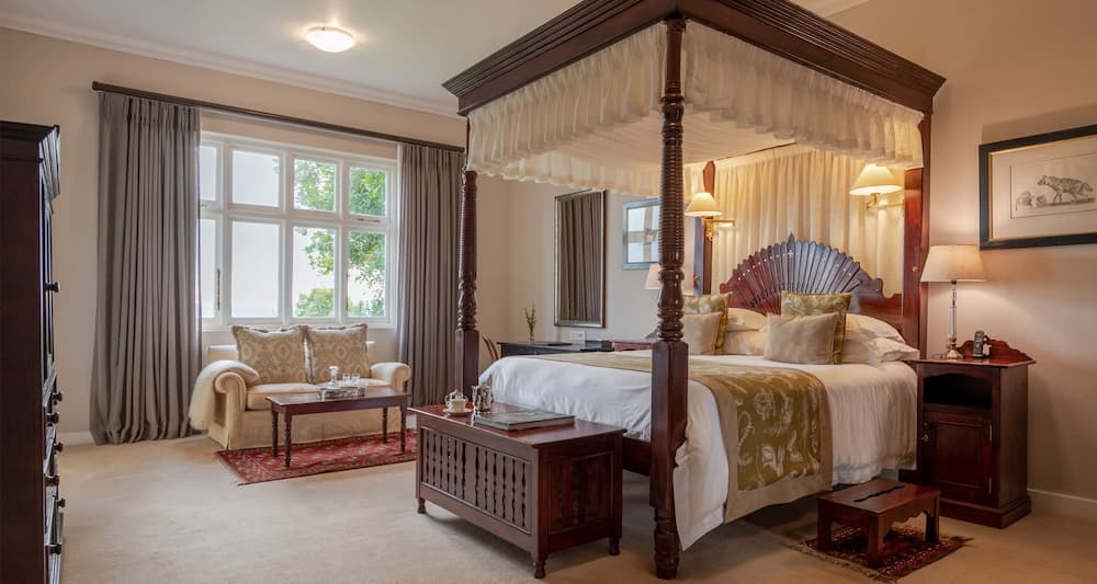 Master Suite interior at Founders Lodge